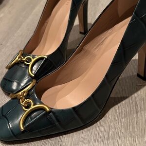 LK Bennett Gianna Sea Green Croc-Effect Leather Snaffle-Detail Court Heels